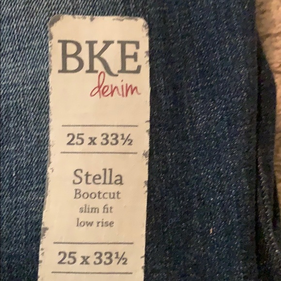 Jeans - Picture 2 of 4